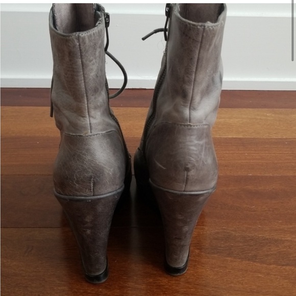 Vince Camuto Distressed Leather Platform Wedge Boot - Picture 4 of 7